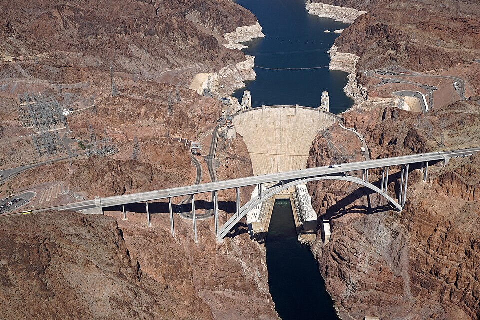 File:Mike O'Callaghan–Pat Tillman Memorial Bridge 09 2017 4768.jpg